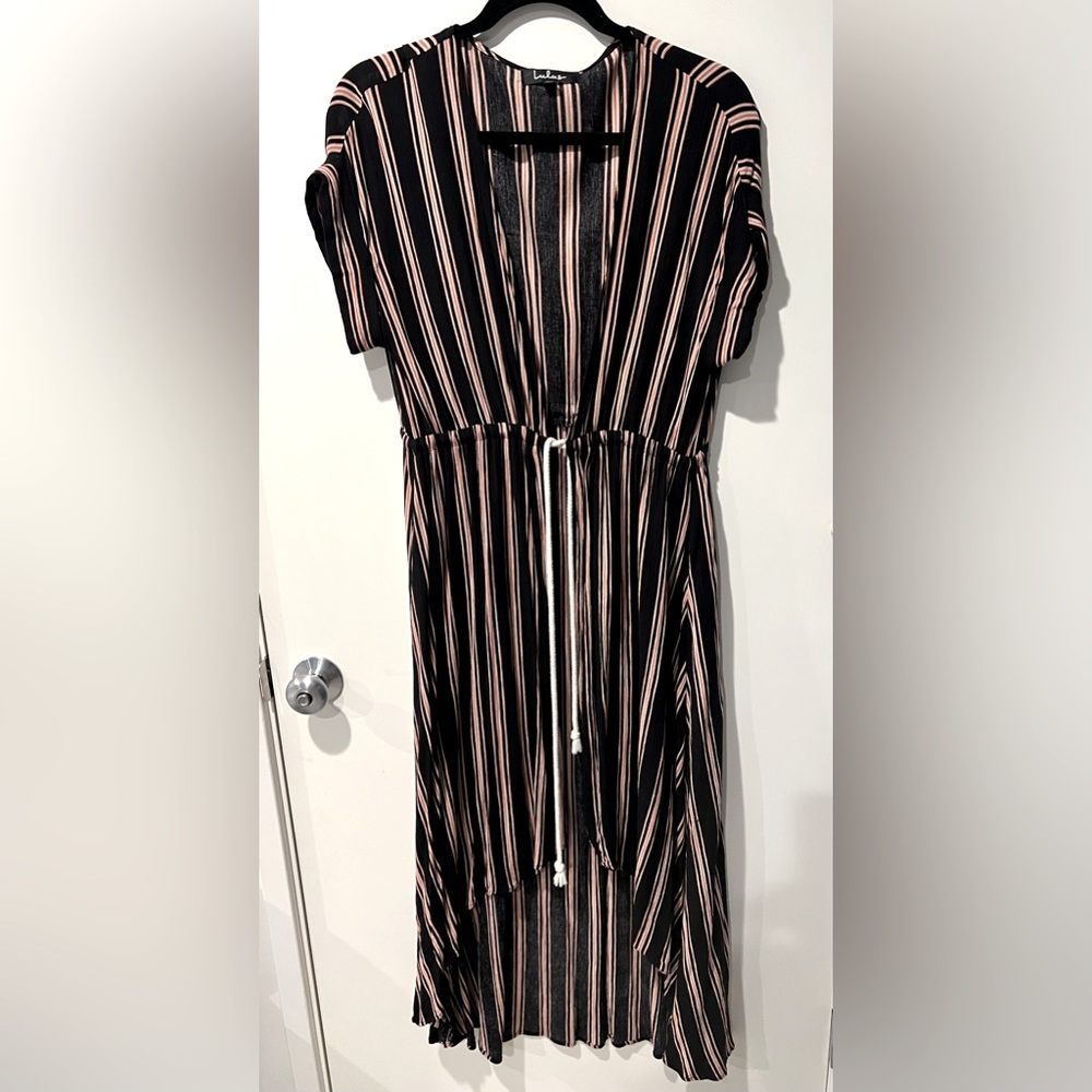 NWOT Lulu’s Cover-up